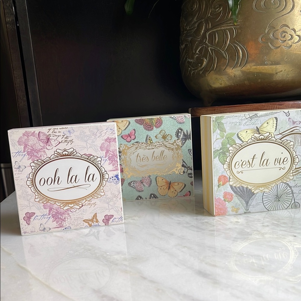 Cream and Pink Floral Decor Accents